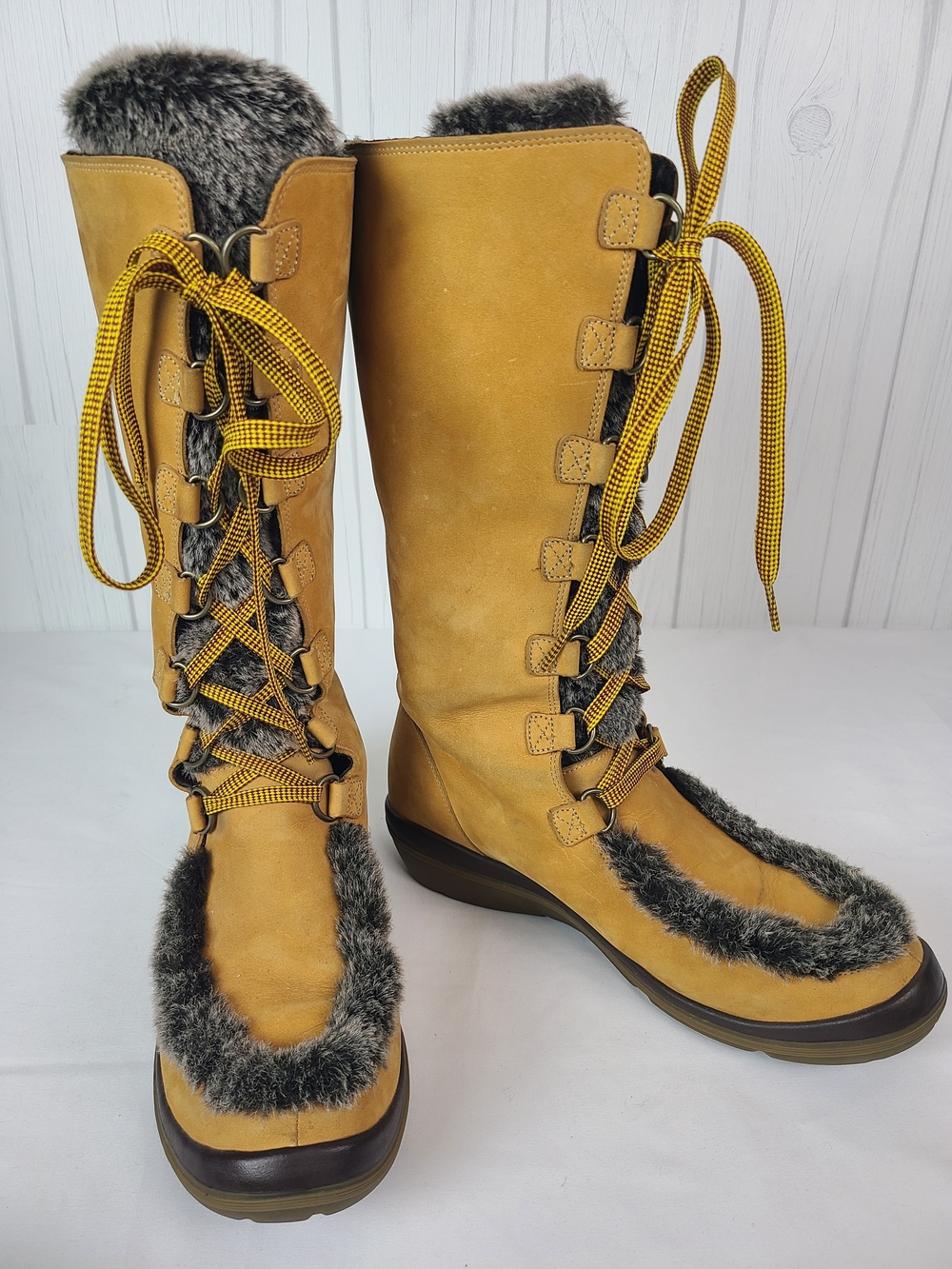 Timberland Kickadilla Wheat Leather Tall Lace-Up Faux-Fur Winter Boots